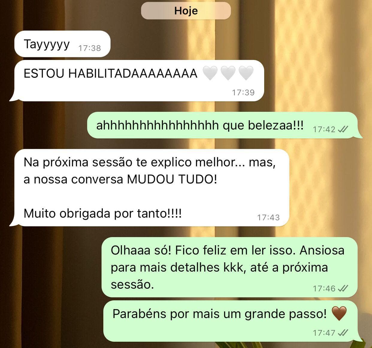 Depoimento por WhatsApp celebrando uma conquista e agradecendo pela conversa terapeutica